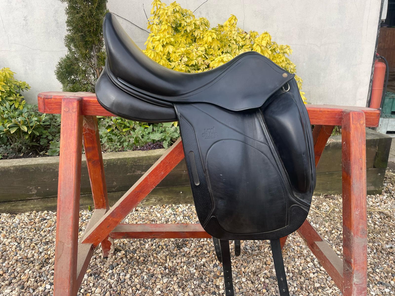 Mon Sellier Dressage - Private sale