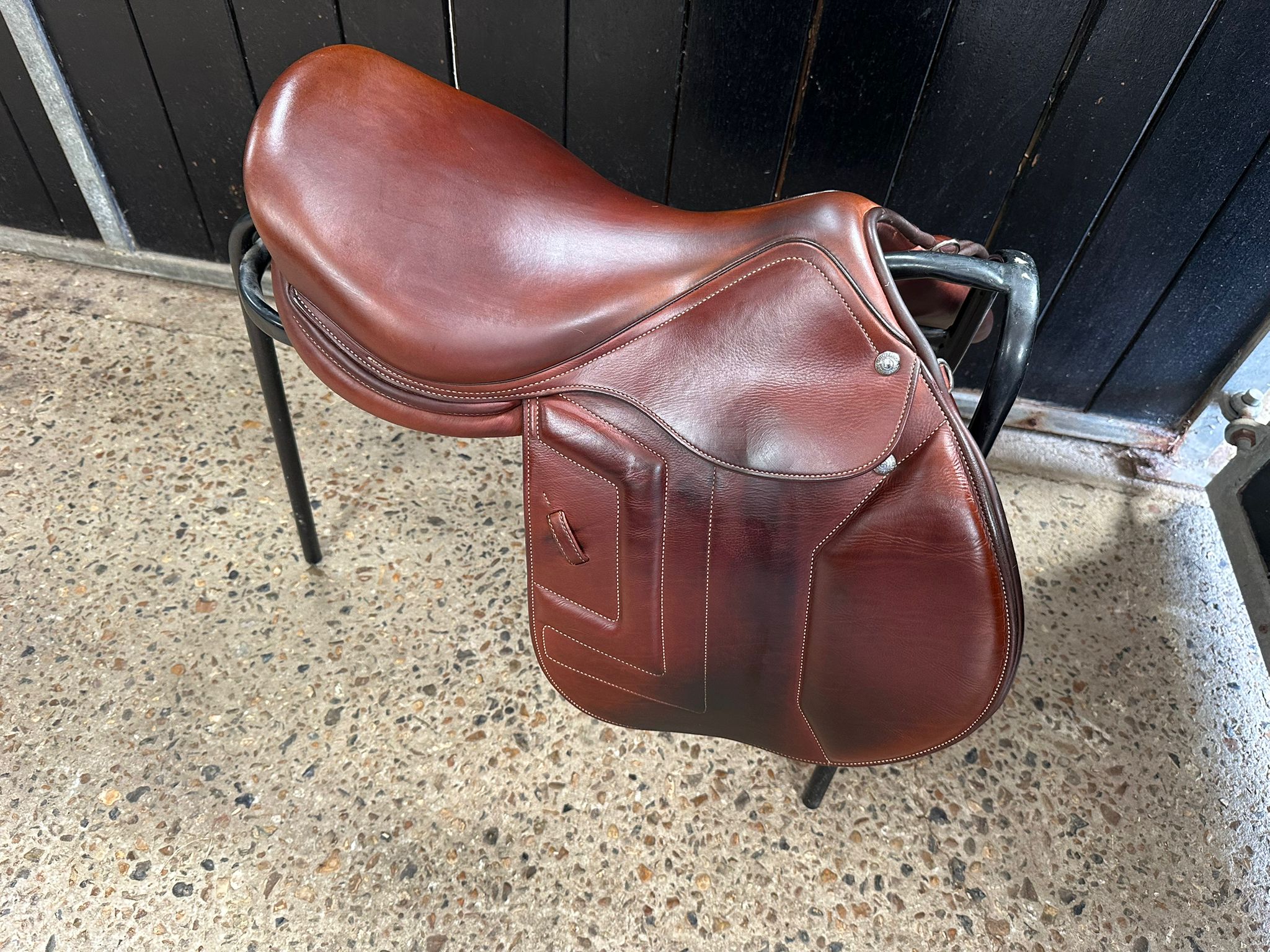 Renaissance F2 - private