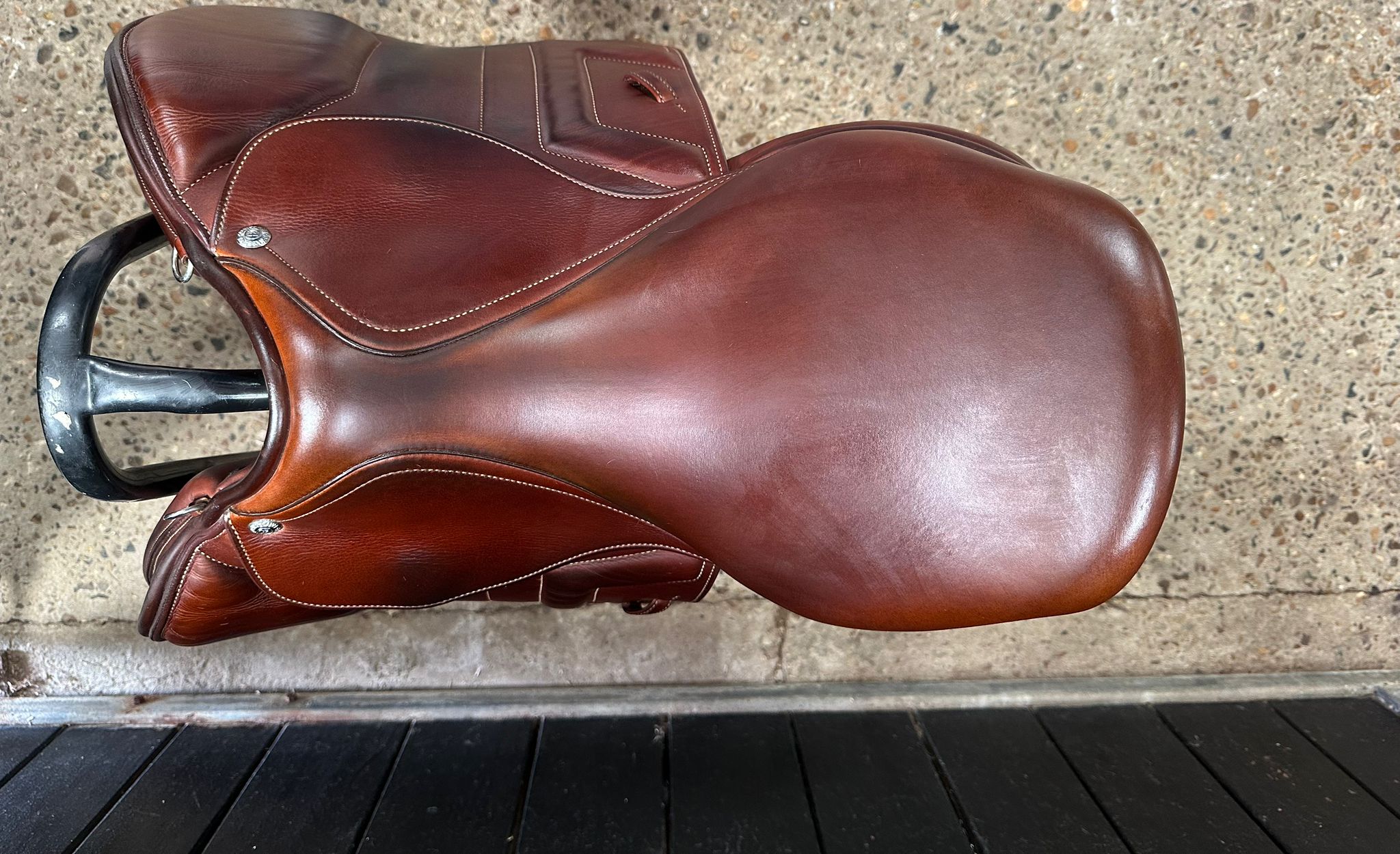 Renaissance F2 - private