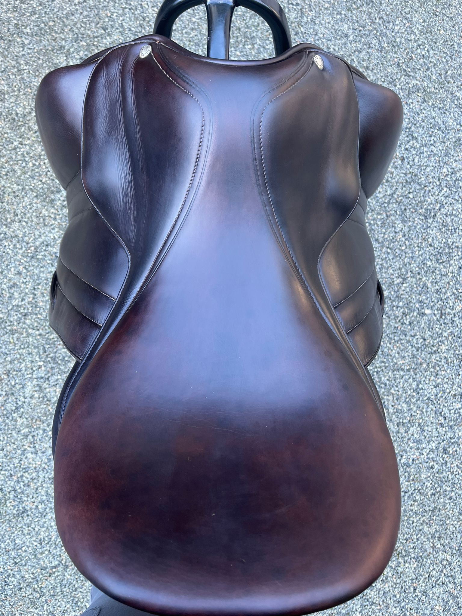 Butet - Deep seat Dressage